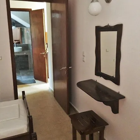 Apartment Captains *